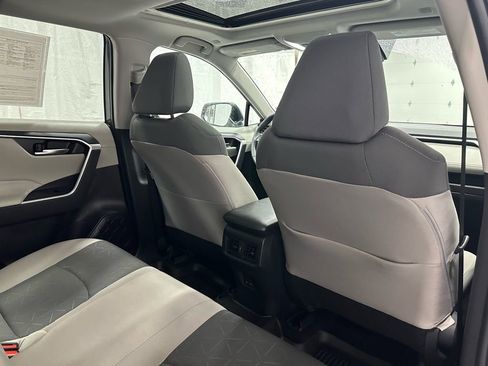 Used 2025 Toyota RAV4 XLE w/ Convenience Package image 54