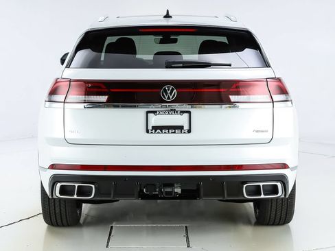 New 2026 Volkswagen Atlas Cross Sport SEL Premium R-Line AWD/4WD image 46