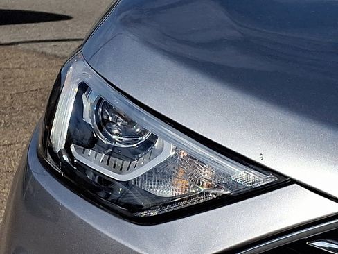 Used 2022 Ford Edge Titanium image 9