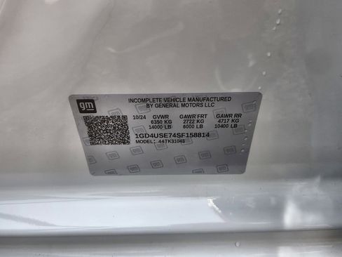 New 2025 GMC Sierra 3500 Pro w/ Convenience Package image 32