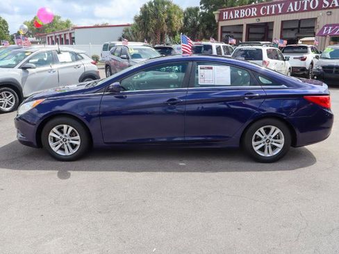 Used 2013 Hyundai Sonata GLS FWD image 2