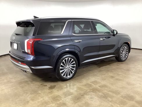 Used 2023 Hyundai Palisade Calligraphy w/ Winter Package AWD/4WD image 8