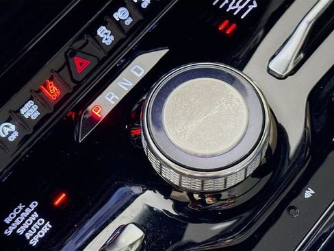 Used 2024 Jeep Grand Wagoneer L Series II w/ Quick Order Packagew 28T image 19