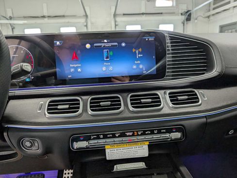 New 2026 Mercedes-Benz GLS 450 4MATIC image 32