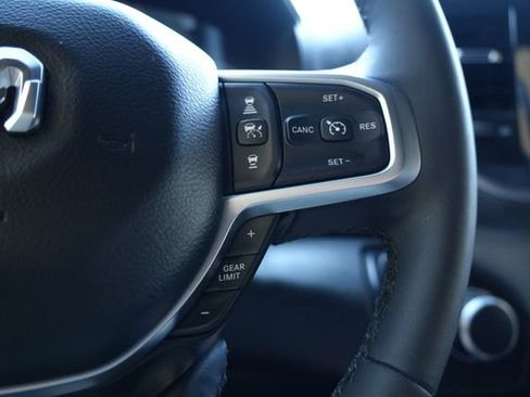 Used 2025 RAM 1500 Big Horn RWD image 21