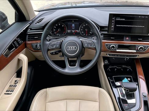 Used 2023 Audi A4 2.0T Premium w/ Convenience Package image 5