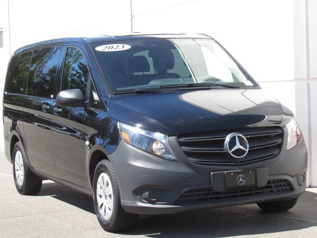 Used 2023 Mercedes-Benz Metris Passenger image 2