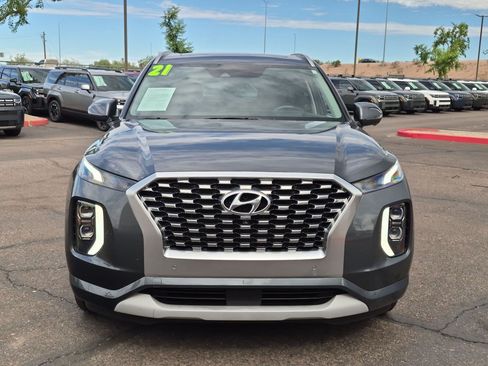 Used 2021 Hyundai Palisade Limited FWD image 2