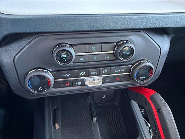 New 2026 Ford Bronco Badlands AWD/4WD image 18
