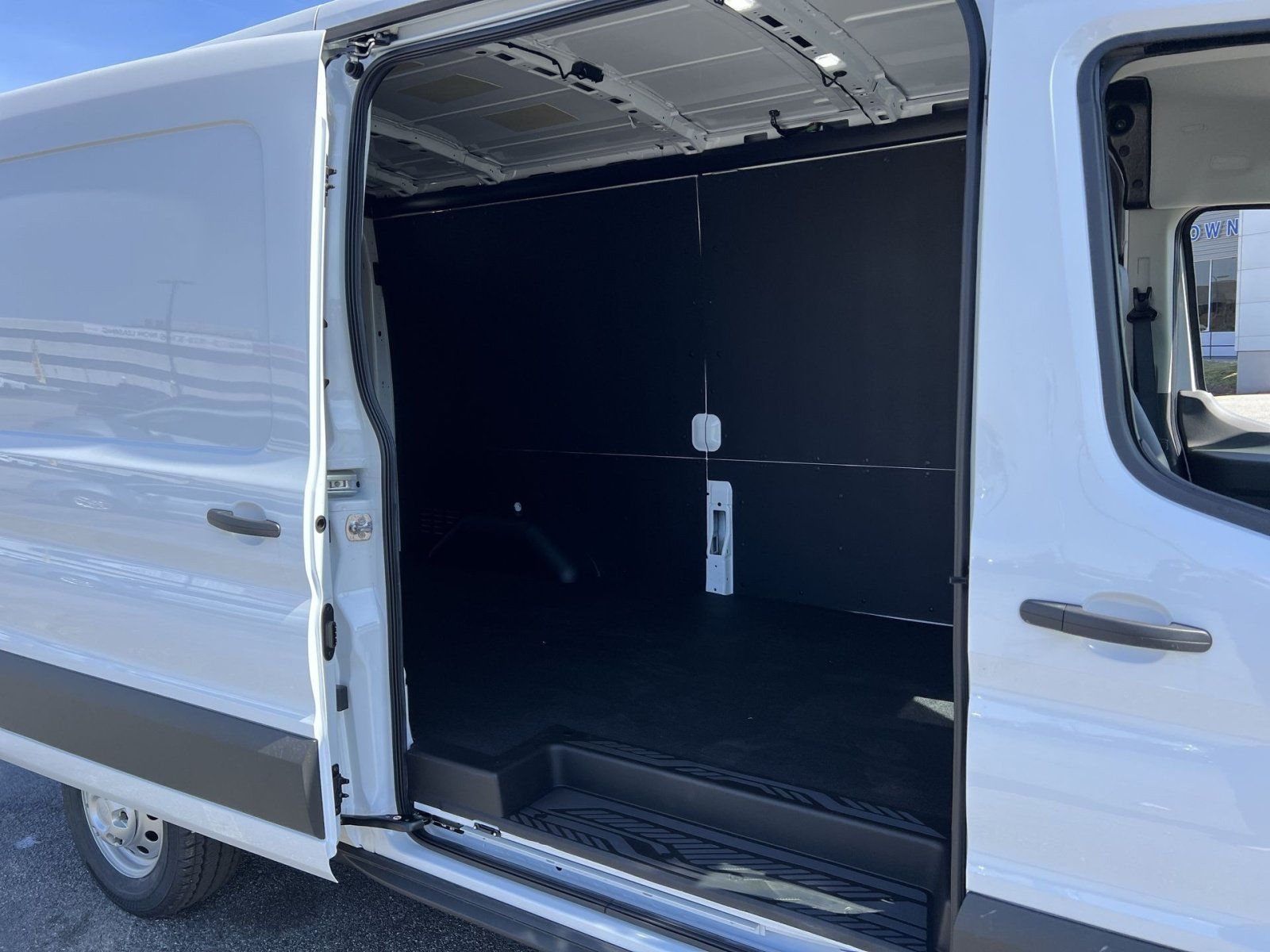New 2026 Ford Transit 250 148 Medium Roof w/ Load Area Protection Package RWD image 23