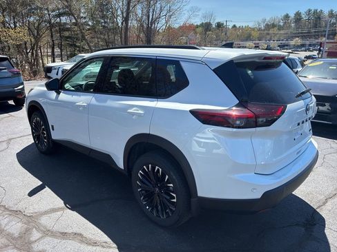New 2026 Nissan Rogue Dark Armor AWD/4WD image 5