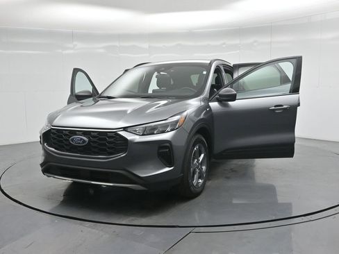 Certified 2025 Ford Escape ST-Line image 31