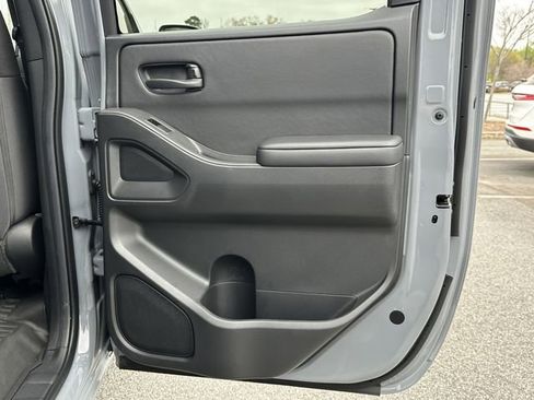 Certified 2026 Nissan Frontier SV w/ SV Convenience Package image 17
