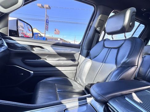 Used 2022 Jeep Wagoneer Series I image 14