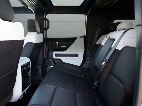 Used 2024 GMC Hummer EV 3X w/ Omega Edition AWD/4WD image 68