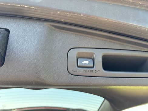 Used 2017 Honda CR-V EX-L image 12