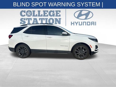 Used 2024 Chevrolet Equinox RS w/ RS Leather Package image 5