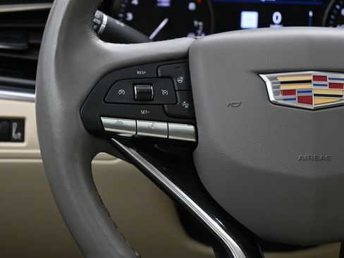 Certified 2023 Cadillac XT6 Premium Luxury w/ Technology Package AWD/4WD image 16