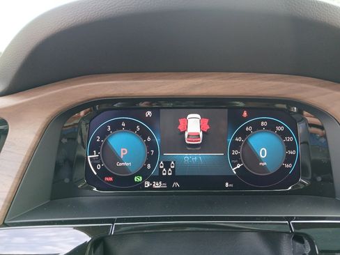 New 2026 Volkswagen Atlas SE FWD image 13