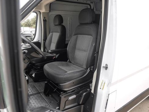 Used 2019 RAM ProMaster 1500 image 3