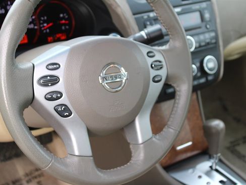 Used 2007 Nissan Altima 3.5 SL image 25