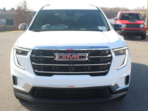 New 2026 GMC Acadia Elevation image 2