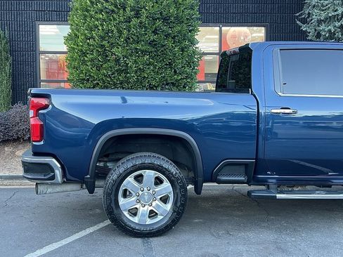 Used 2020 Chevrolet Silverado 2500 LTZ w/ LTZ Texas Edition image 19