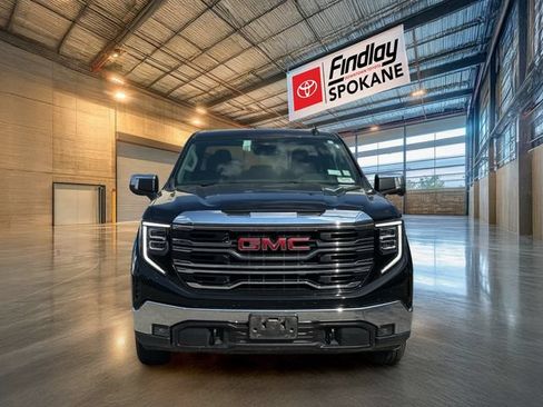 Used 2025 GMC Sierra 1500 SLT AWD/4WD image 2