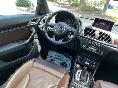 Used 2016 Audi Q3 2.0T Prestige w/ Prestige Package AWD/4WD image 27