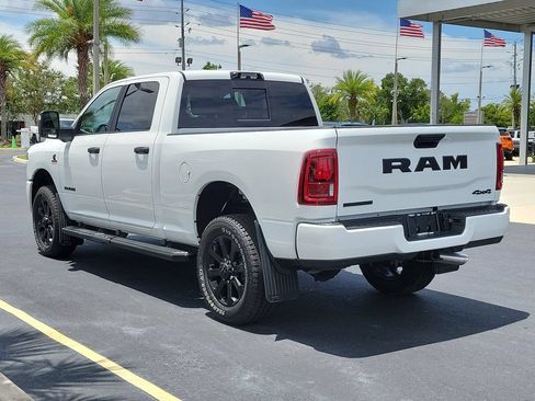 New 2026 RAM 2500 Big Horn AWD/4WD image 5