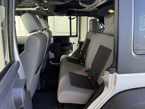 Used 2010 Jeep Wrangler Unlimited Sport image 51