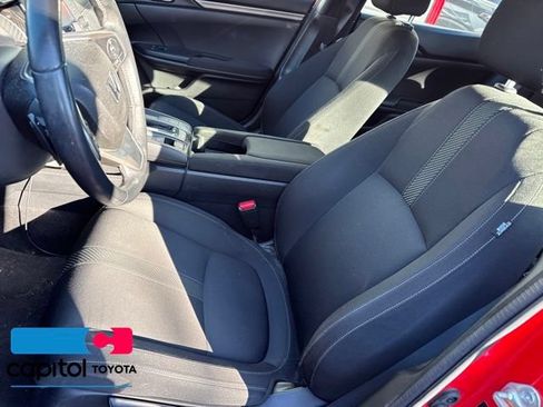 Used 2018 Honda Civic Sport image 3