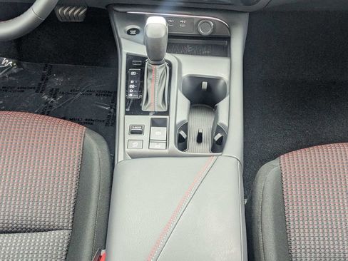 New 2026 Nissan Sentra SR w/ Floor Mat Package FWD image 19