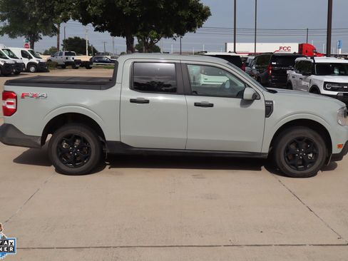 Used 2023 Ford Maverick XLT w/ Equipment Group 300A Standard AWD/4WD image 2