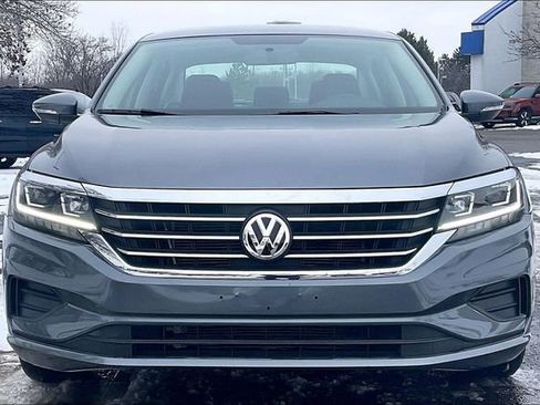 Used 2021 Volkswagen Passat 2.0T S image 3