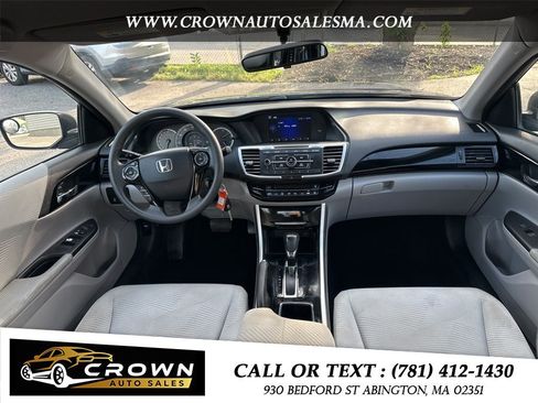 Used 2017 Honda Accord LX image 11