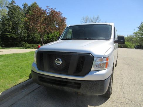 Used 2016 Nissan NV 2500 SV RWD image 39