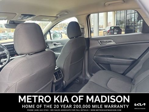 Used 2023 Kia Sportage LX AWD/4WD image 26