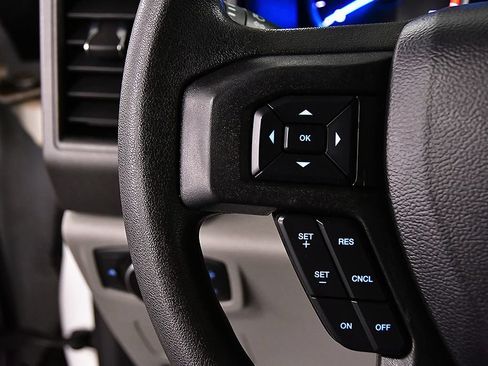 Used 2020 Ford F250 XL w/ STX Appearance Package AWD/4WD image 23