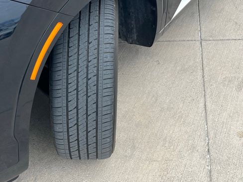 Used 2022 Hyundai Palisade Calligraphy image 9