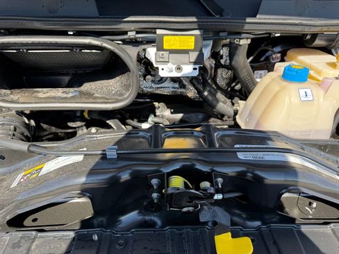 New 2026 RAM ProMaster 2500 w/ Convenience Group FWD image 23