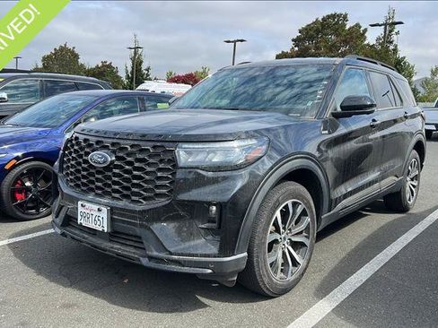 Used 2025 Ford Explorer ST-Line AWD/4WD image 1