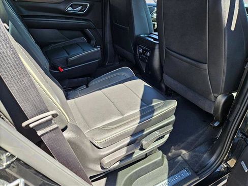 Used 2024 Chevrolet Tahoe Premier AWD/4WD image 18
