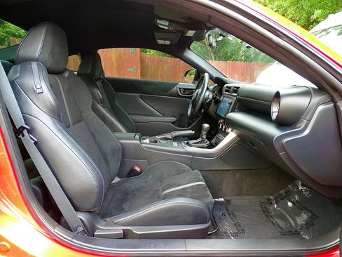 Used 2023 Toyota GR86 Premium RWD image 31