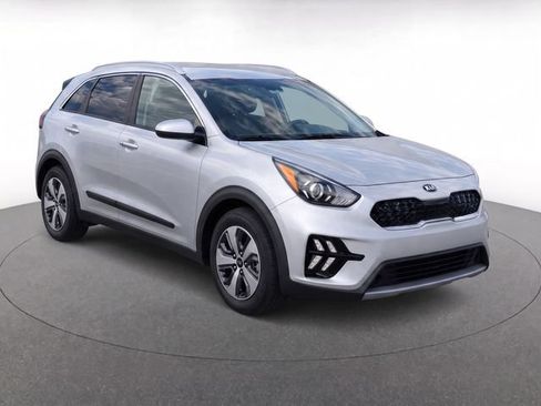 Used 2021 Kia Niro LX FWD image 2