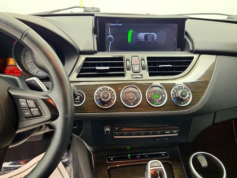 Used 2016 BMW Z4 sDrive35is RWD image 18