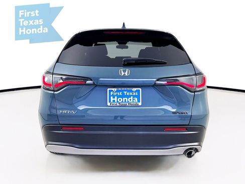 Used 2024 Honda HR-V Sport image 8