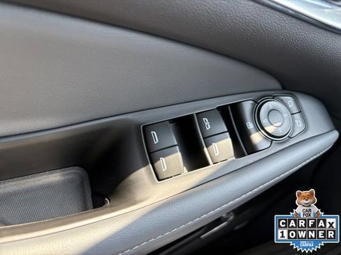 Used 2024 Buick Enclave Essence w/ Experience Buick Package AWD/4WD image 10