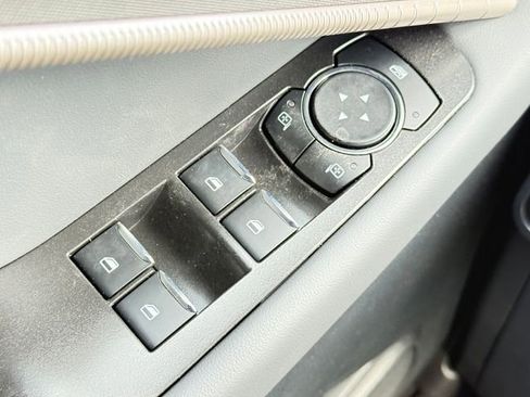 New 2026 Ford Explorer Active w/ Active Comfort Package image 27