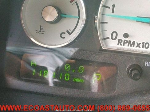 Used 2005 Ford Thunderbird Deluxe image 11